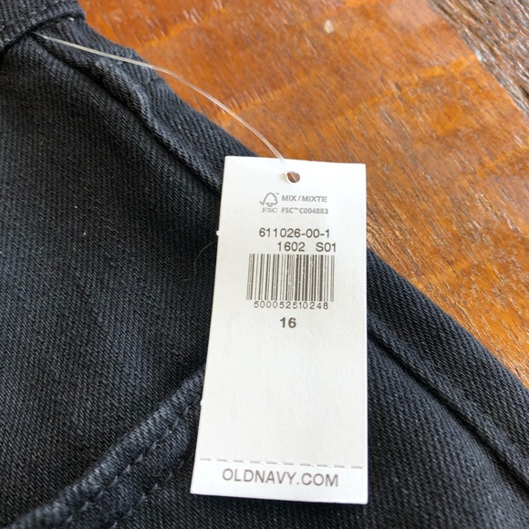 OLD NAVY EXTRA HIGH RISE BUTTON FRONT BOYFRIEND - Picture 9 of 11